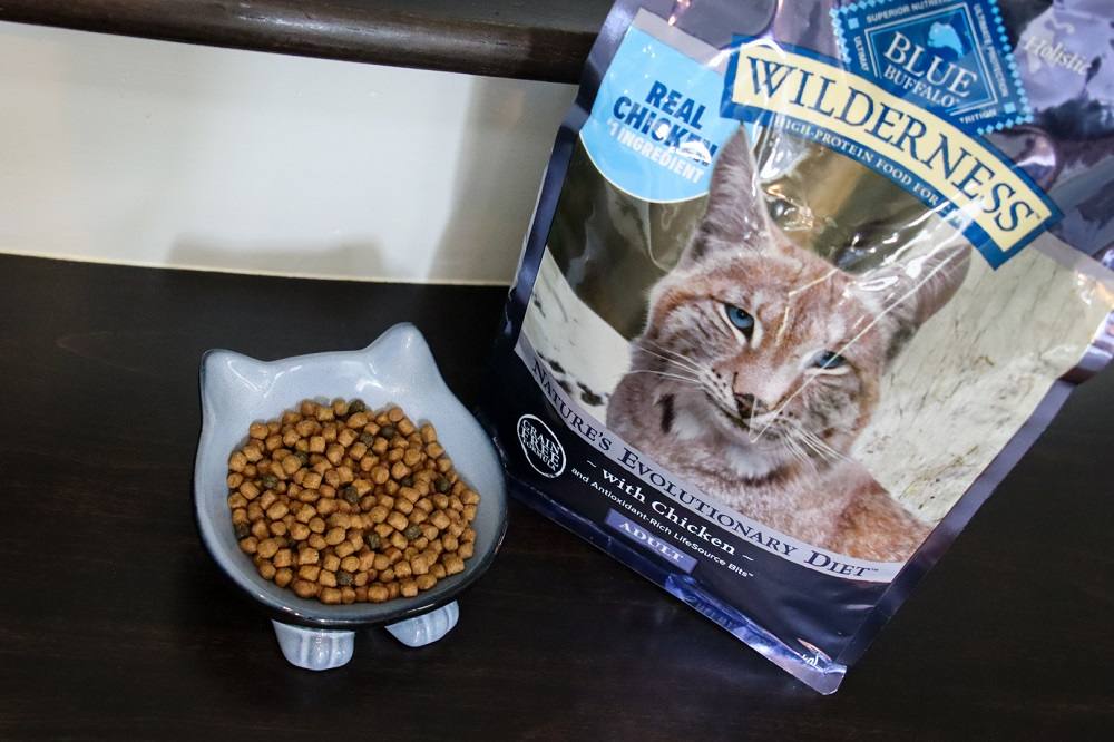Blue Buffalo Wilderness Chicken Recipe Dry Kibble Cat Food