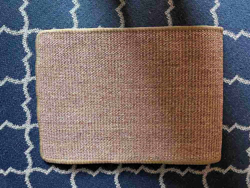 FUKUMARU Cat Scratcher Mat