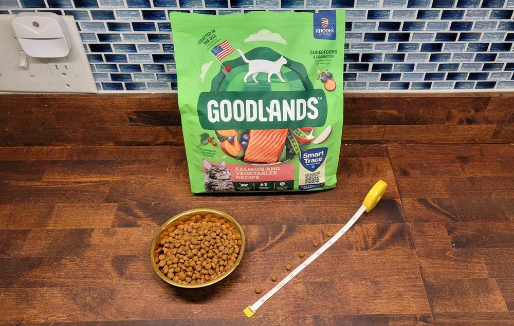 Goodlands Salmon & Vegetables Recipe Dry Cat Food
